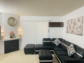 2695 Somerset Park Cir in San Jose, CA - Building Photo - Building Photo