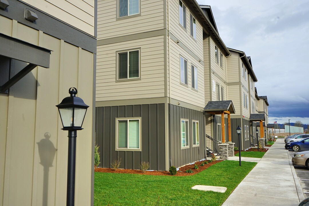 Southtown Apartments in Monmouth, OR - Building Photo