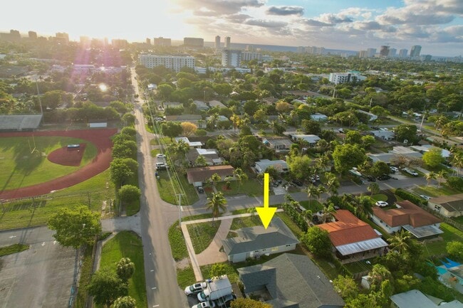 231 NE 16th Ave in Pompano Beach, FL - Building Photo - Building Photo