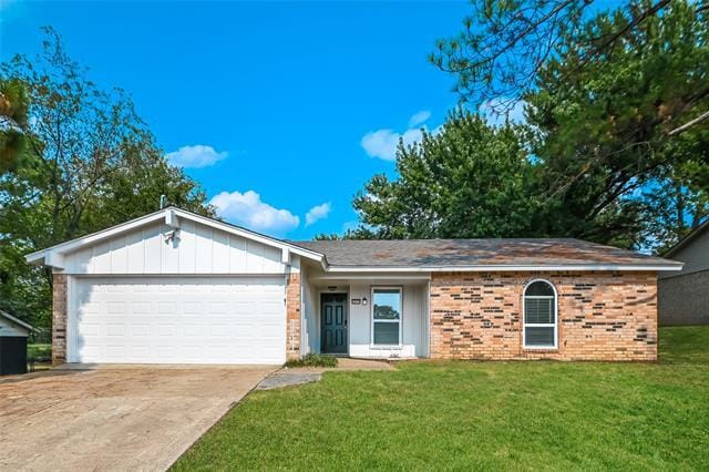 property at 2507 Hilldale Blvd