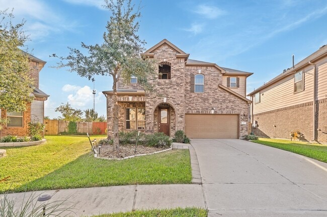 property at 5007 Pine Ridge Knoll Ct