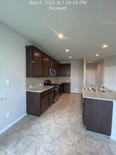 194 Living Reef Dr in Maxwell, TX - Building Photo - Building Photo