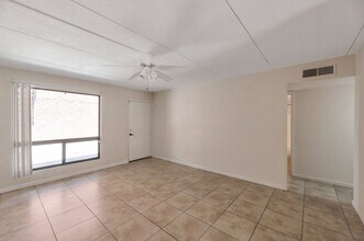 7110 E Continental Dr in Scottsdale, AZ - Building Photo - Building Photo