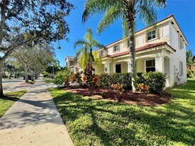 4383 Laurel Ridge Cir in Weston, FL - Building Photo