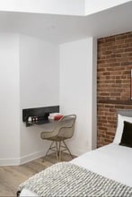 2020 R. Saint-Denis in Montréal, QC - Building Photo - Building Photo