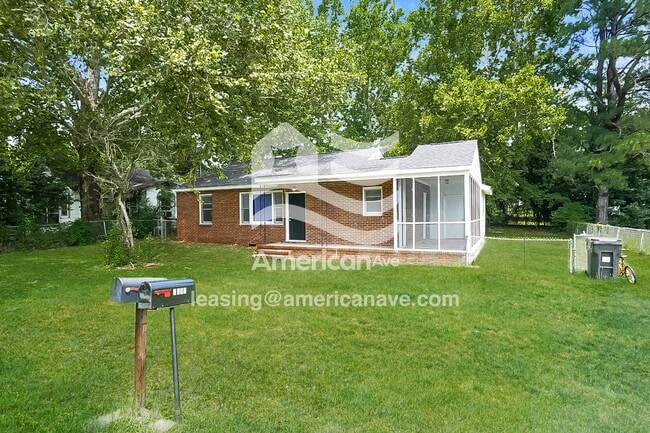 property at 2152 Bayvale Rd