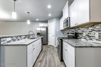 1213 N Chicago Ave in Lubbock, TX - Building Photo - Building Photo