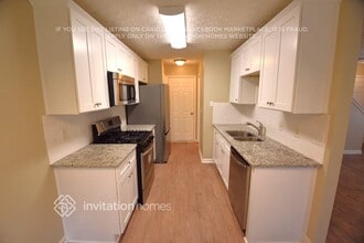 219 Osmanthus Way in Canton, GA - Building Photo - Building Photo