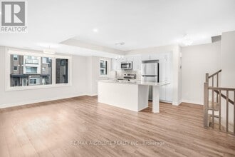 621 Makwa Private in Ottawa, ON - Building Photo - Building Photo