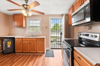 1514 Augusta Ave in Savannah, GA - Building Photo - Building Photo