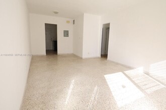 800 83rd St in Miami Beach, FL - Building Photo - Building Photo