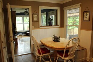 1782 Riverhaven Dr in Adams, TN - Building Photo