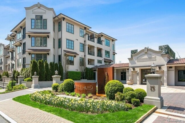 property at 15 Kensington Rd