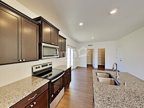 10626 137th St E in South Hill, WA - Building Photo - Building Photo