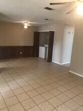 404-406 Brentwood Dr E in College Station, TX - Building Photo - Building Photo