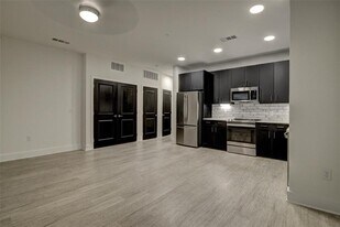 6400 Washington St in Houston, TX - Building Photo
