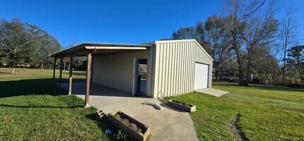 2718 FM 408 in Orange, TX - Building Photo - Building Photo