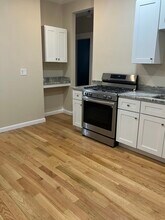 64 Parkton Rd, Unit 2 in Boston, MA - Foto de edificio - Building Photo