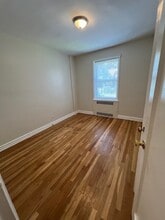 824 Palmer Rd in Bronxville, NY - Building Photo - Building Photo