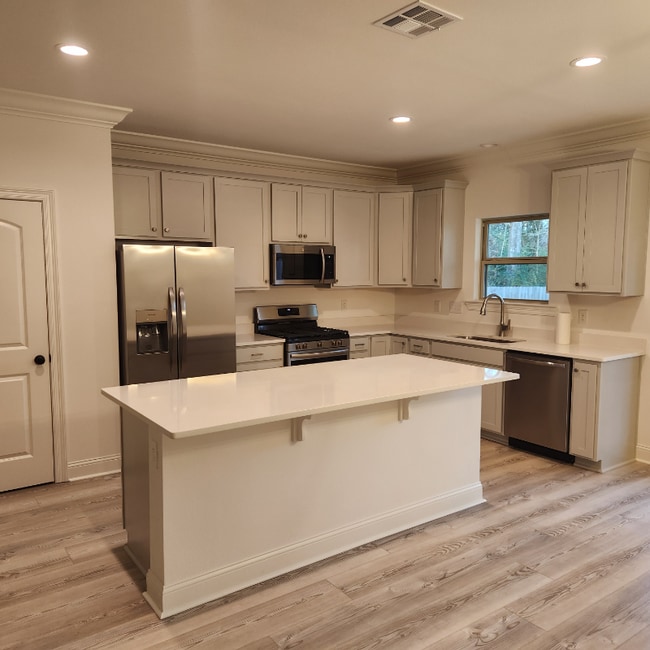 13132 Hawk Creek St in Gonzales, LA - Foto de edificio - Building Photo