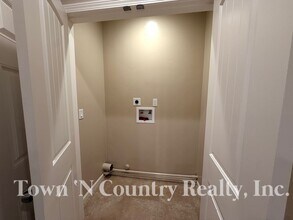 613 Archer St in Salinas, CA - Foto de edificio - Building Photo