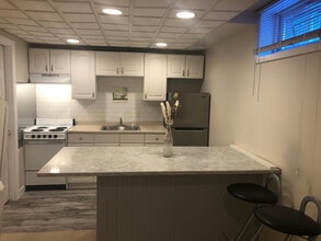 58 Sugar Toms Ln, Unit 1 in East Norwich, NY - Building Photo - Building Photo