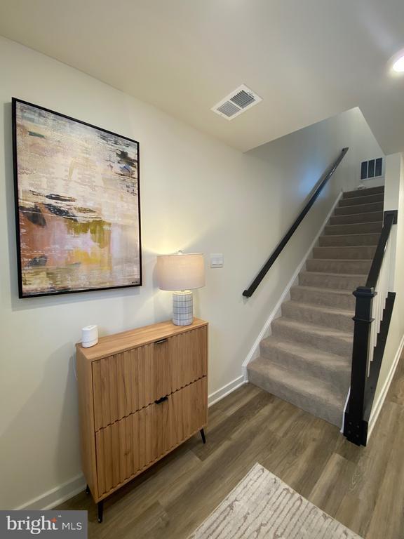 property at 7530 Daybreak Dr