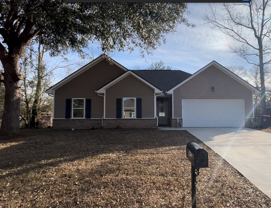 316 Kennesaw Ave in Bay Minette, AL - Foto de edificio