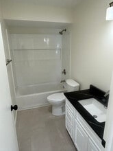 402 Elmwood Dr in Belvidere, IL - Building Photo - Building Photo