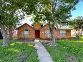 10910 Red Cedar Dr in Frisco, TX - Building Photo