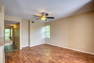 5113 Herrick Ct in Haltom City, TX - Building Photo - Building Photo