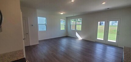 212 Grand Central Wy in Cartersville, GA - Building Photo - Building Photo