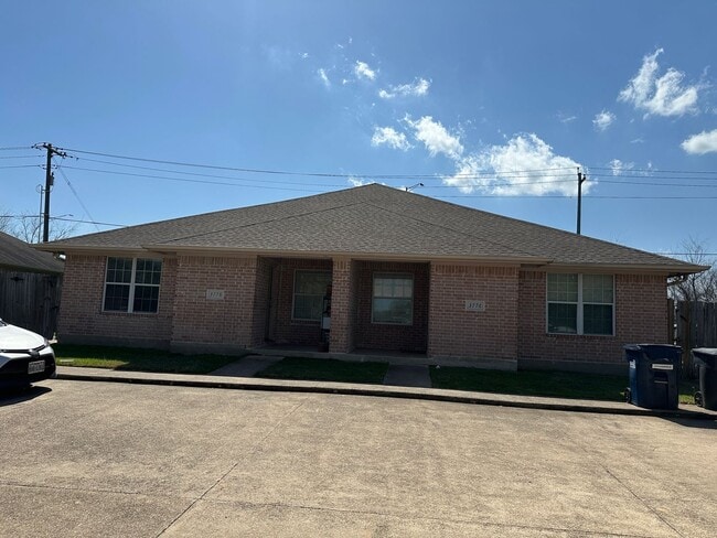 3778 Oldenburg Ln in College Station, TX - Building Photo - Building Photo