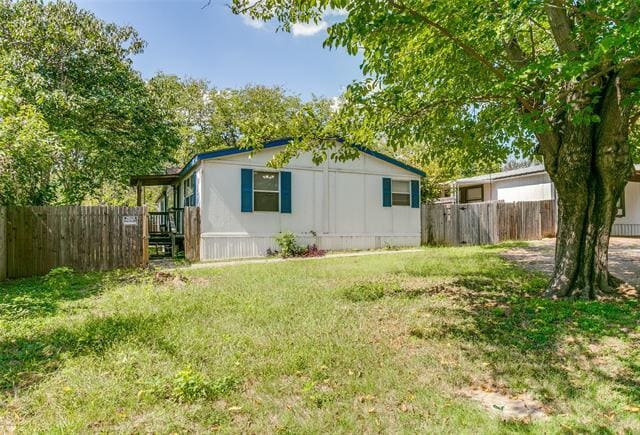 1720 Hilltop Ln in Keller, TX - Building Photo - Building Photo