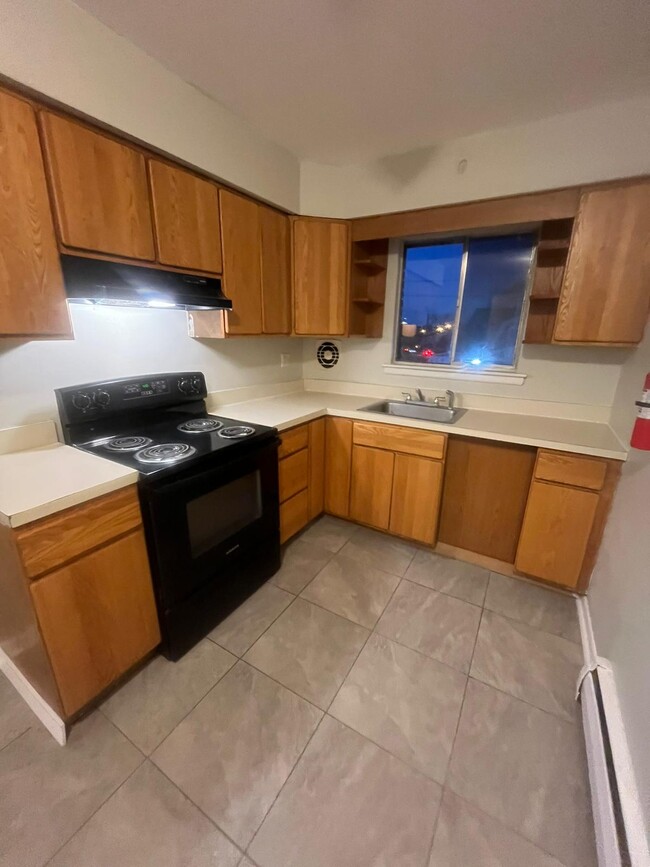 94 Mount Vernon Ave, Unit 7