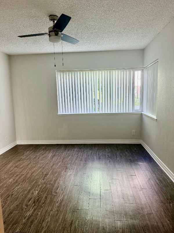 1595 E Chevy Chase Dr, Unit 6 in Glendale, CA - Building Photo - Building Photo