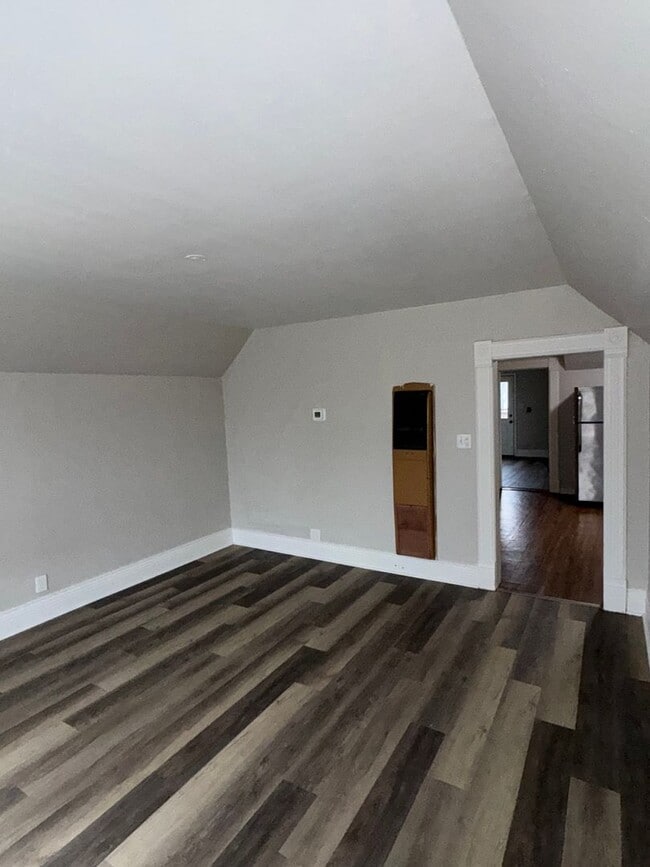 120 E Spring St in Appleton, WI - Building Photo - Building Photo