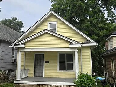 2524 Askew Ave in Kansas City, MO - Building Photo