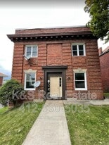 341 Orchard Pl in Pittsburgh, PA - Building Photo
