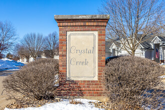 Crystal Creek Townhomes in Urbandale, IA - Building Photo - Building Photo