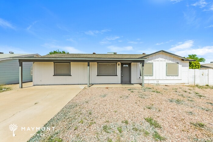 4742 N 82nd Ave in Phoenix, AZ - Building Photo