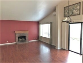 3940 Poinsettia St in San Luis Obispo, CA - Building Photo - Building Photo
