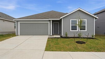 221 Stumpy St in San Marcos, TX - Building Photo