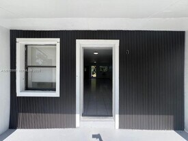 4548 SW 33rd Ave in Fort Lauderdale, FL - Building Photo