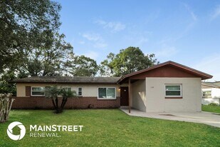 130 Kasey Dr in Orlando, FL - Building Photo