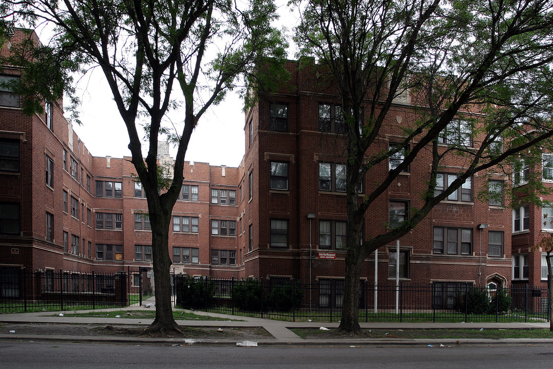 7834 S Ellis in Chicago, IL - Foto de edificio