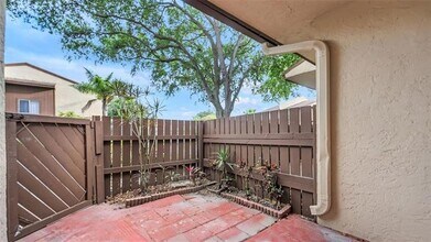 1153 Hampton Blvd in North Lauderdale, FL - Building Photo - Building Photo