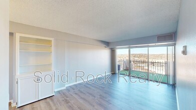 411 Lakewood Cir in Colorado Springs, CO - Building Photo - Building Photo