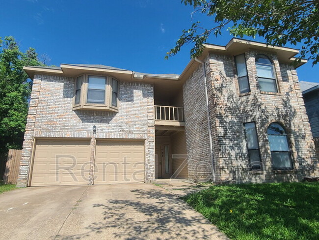 724 Bishop St in Cedar Hill, TX - Building Photo - Building Photo