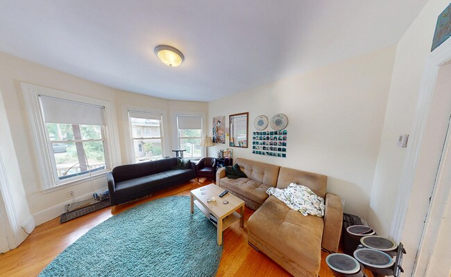 1 Woodstock Ave, Unit 1 in Boston, MA - Building Photo - Building Photo